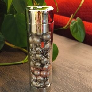 Elizabeth Arden Skin Illuminating Brightening Ceramide Night 50 Capsules NWT